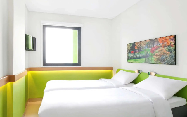 Ibis Budget Jakarta Daan Mogot