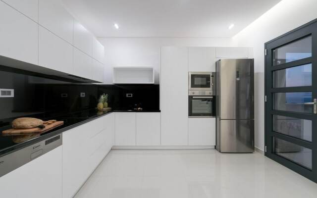 Bianca Luxury Villa 5 Bedroom Villa With Private Pool