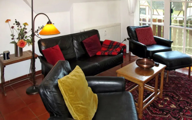 Apartment  Born 30110