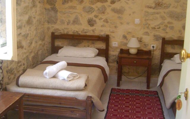 Hariklia Rent Rooms
