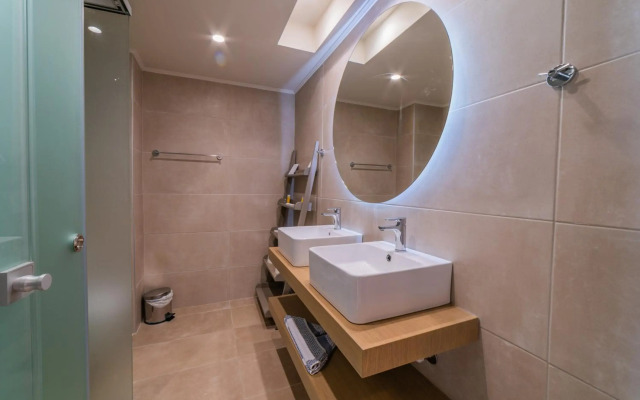 Bio Suites Hotel