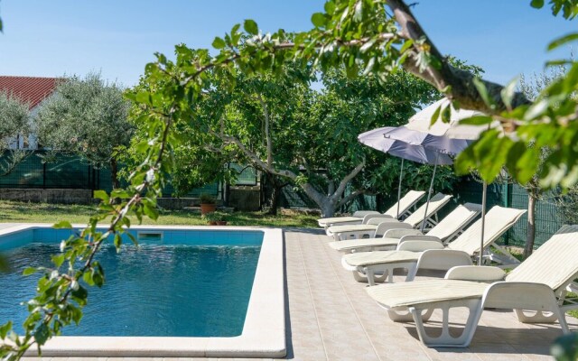 Beautiful Home in Breg Ivanovci With Wifi and 3 Bedrooms