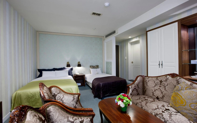 Central Tourist Hotel
