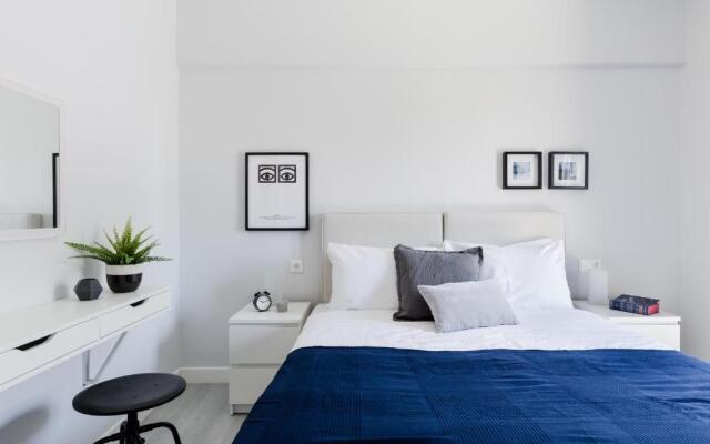 Minimal 2BD Apartment with Lycabettus view by UPSTREET