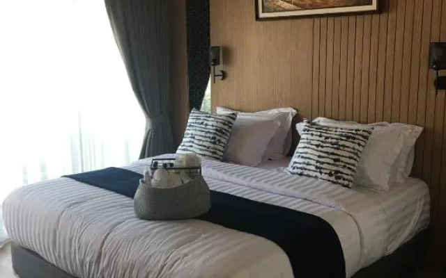 Tree for rest poshtel