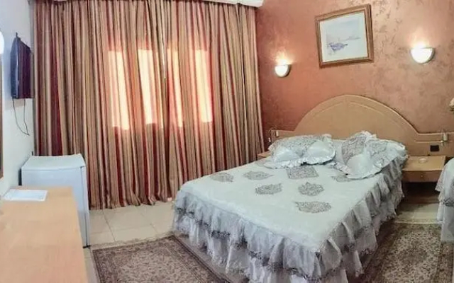 Hotel Yasmine