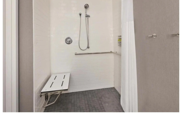 Staybridge Suites Pittsburgh Airport by IHG