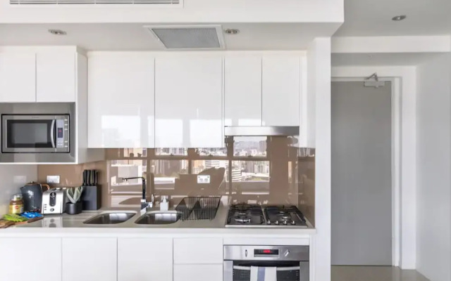 Airhome Brisbane CBD Apartments
