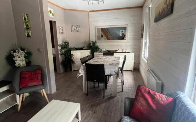 APPARTEMENT 6 PERSONNES CLASSE 2 ETOILES LEBOUCQ Laurent