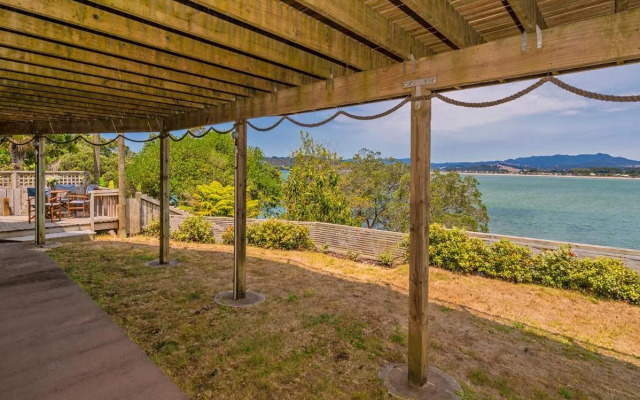 Seaview Serenity- Whitianga Holiday Home