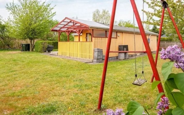 6 Person Holiday Home in Juelsminde