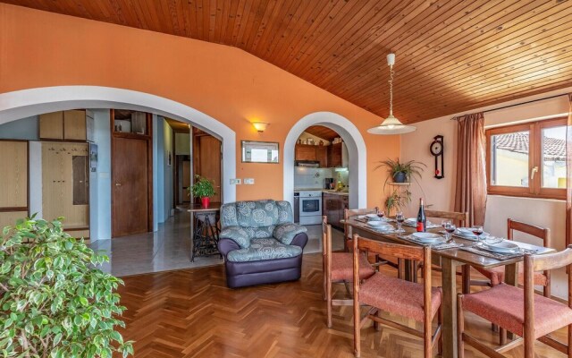 Stunning Apartment in Medulin With 3 Bedrooms and Wifi