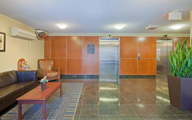 Hotel Saint-Laurent Montreal