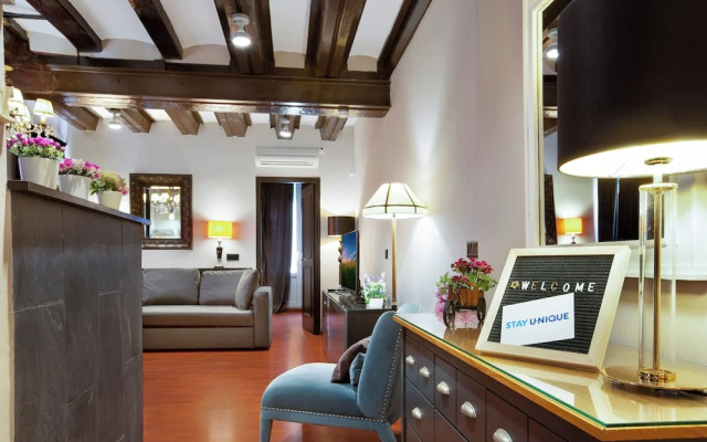 Stay U-nique Apartments Carretes