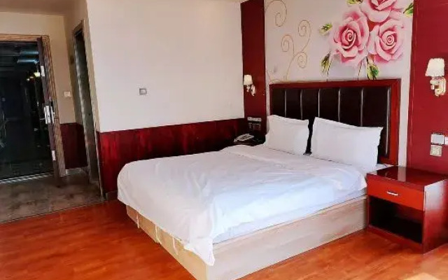 Dehui Sky City Business Hotel