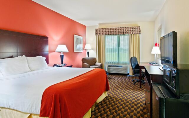 Holiday Inn Express & Suites Malvern