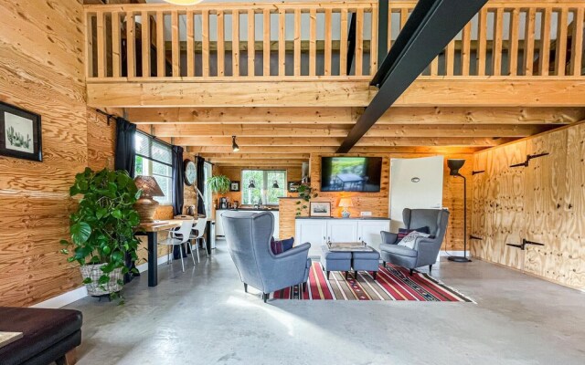 Nice Home in Loosdrecht With Wifi