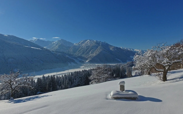 Rustic Mansion in Mittersill near Kirchberg Ski Area