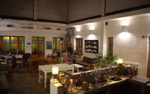 3600 Hostel