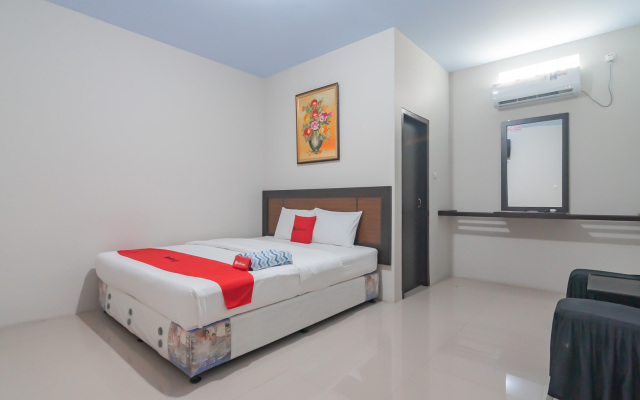 RedDoorz Syariah near Stasiun Cianjur