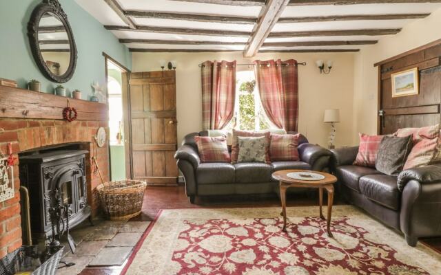 28 Stone Cottage