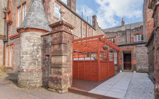Rob Roy Apartment