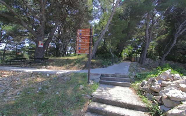 Apartment Kalamota