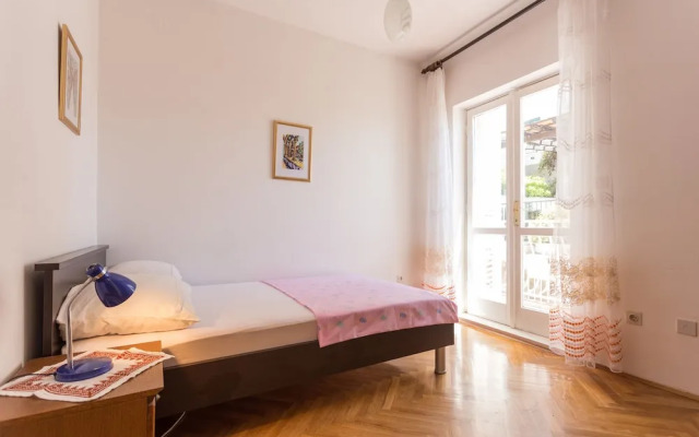 Alan Apartment