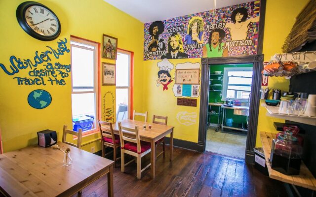 ITH San Diego Adventure Hostel