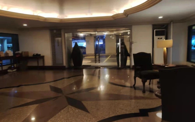 GOTOPHI at Renaissance 3000 BGC