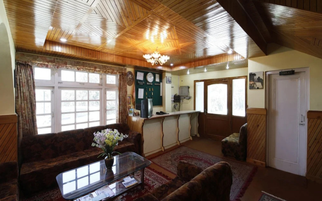 OYO 14534 Hotel Oakwood