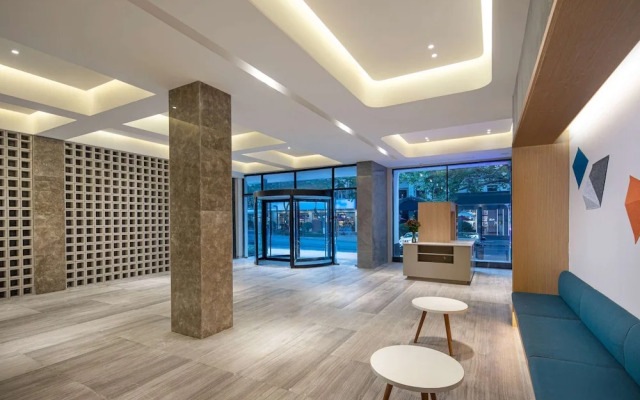 Ramada Encore by Wyndham Qingdao Shinan