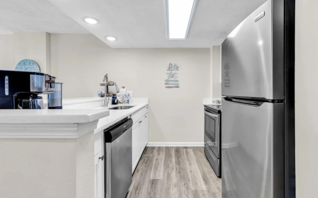 Bluewater Resort 803