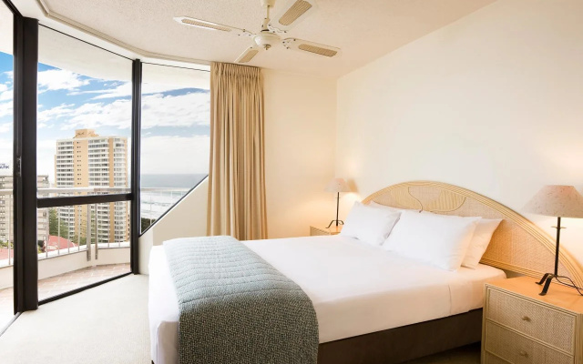 Paradise Centre Apartments