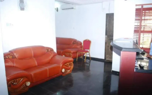 Hillberry Suites