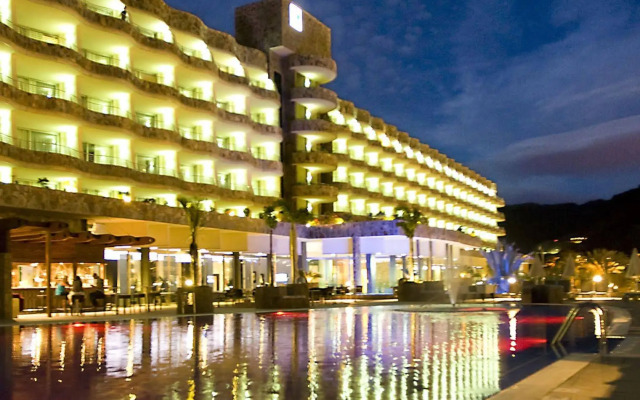 Hotel LIVVO Valle Taurito & Aquapark