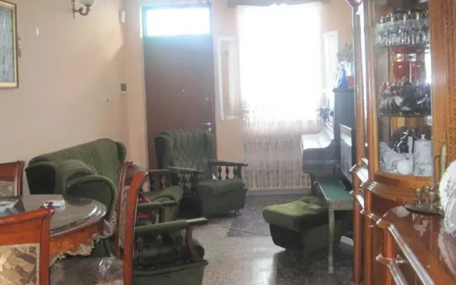 Metaxa Guest House