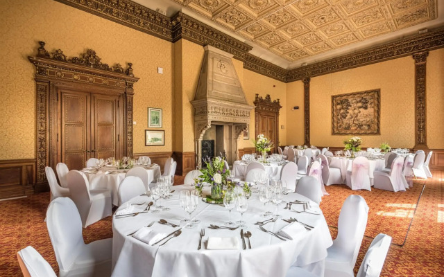 Macdonald Elmers Court Hotel