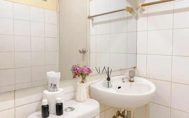 Good Place And Homey At 2Br Kebagusan City Apartment