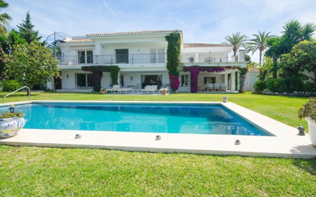 Villa Shayna
