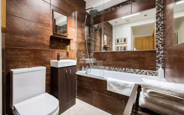 Modern Duplex Near Oxford Street