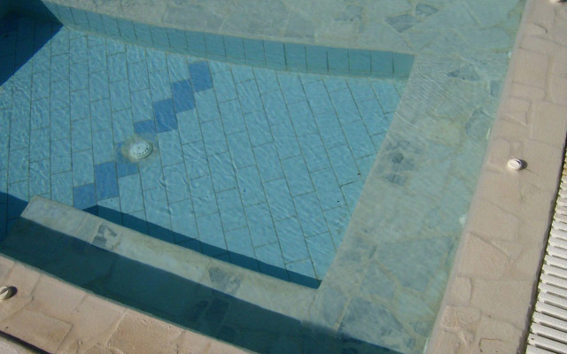 Creta Suites