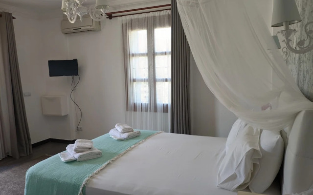 Kabuk Ev Hotel