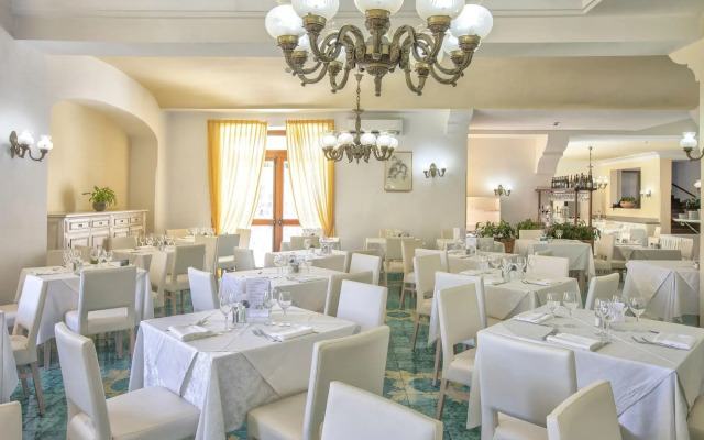 Hotel Zaro