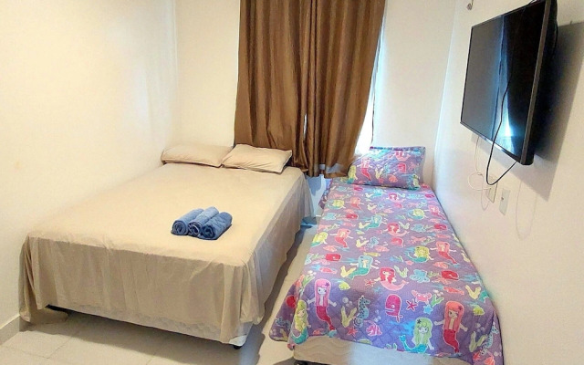 Casa em condomínio com Sauna e Piscina