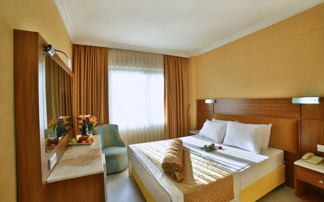 The Center Hotel