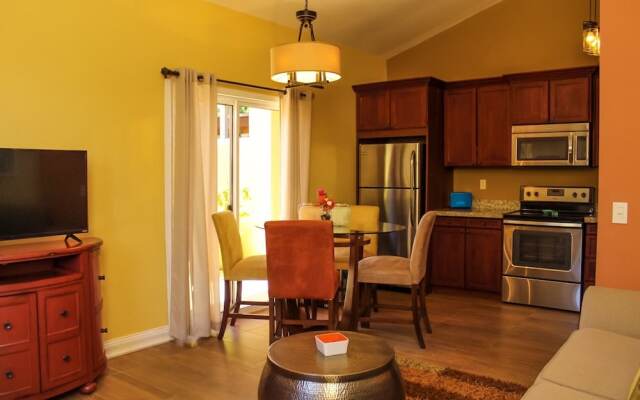 Rock Point Villas Vacations Rentals Sandy Bay, Roatan, Honduras.c.a