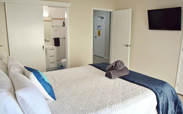 Tradewinds Apartment 4