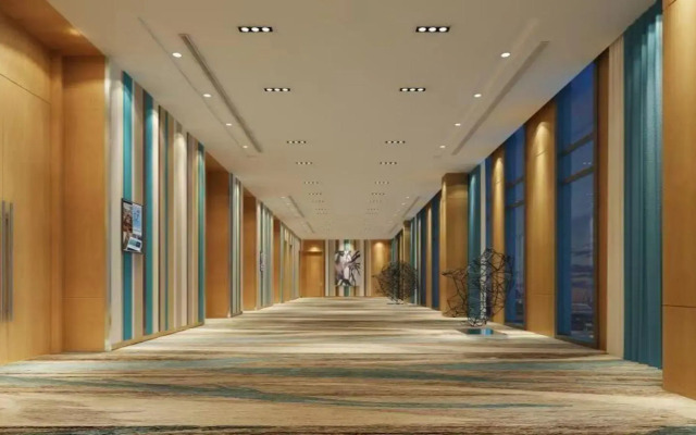 Holiday Inn Express Qingdao Chengyang Central