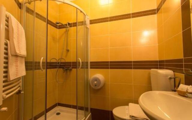 Körös Panzió és Étterem